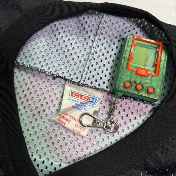 Vintage 90’s Mighty Ducks Disney / CCM Hockey Jersey - L - Picture 5 of 6